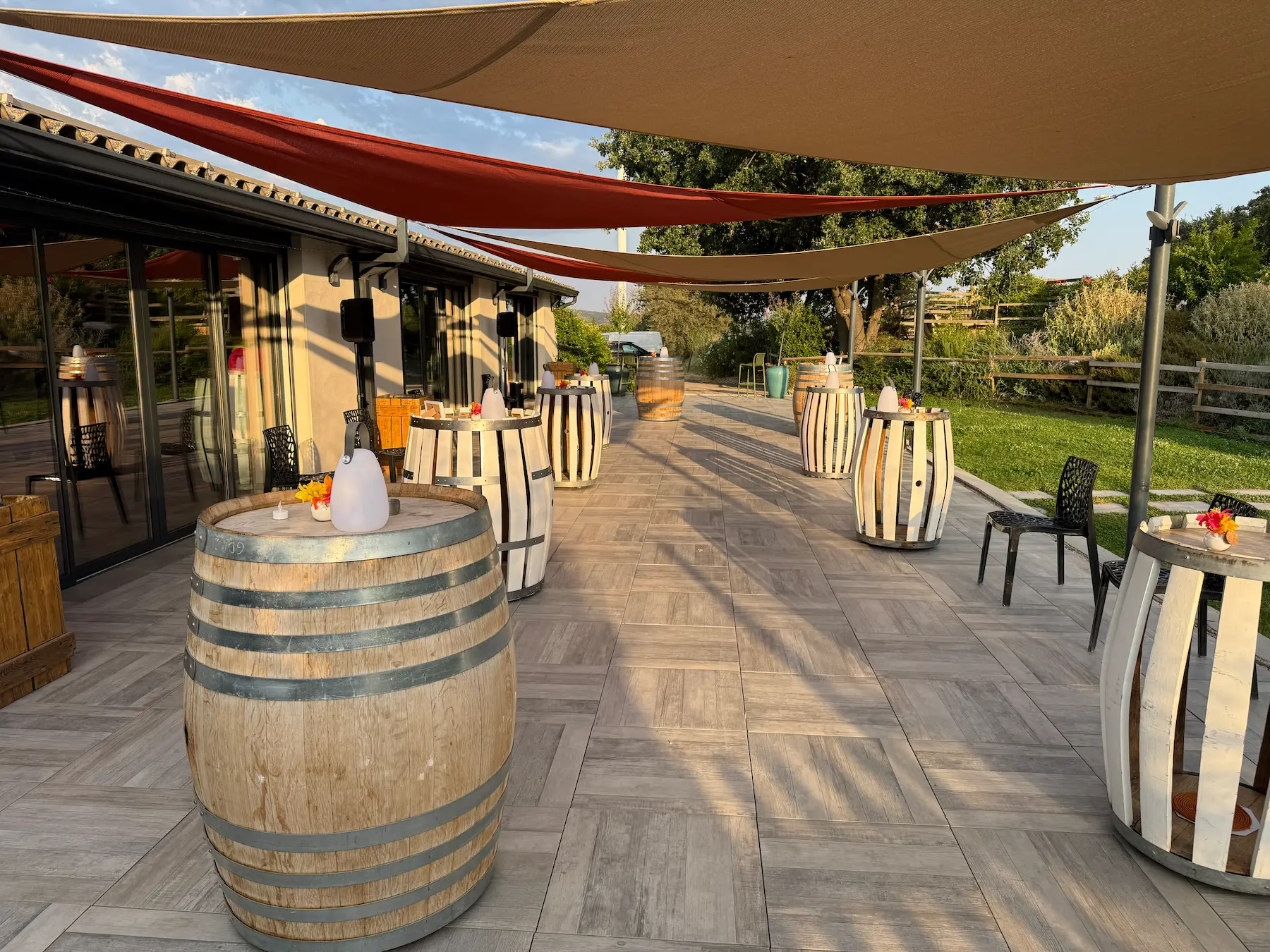 Sonorisation d’apéritif et repas en extérieur pour l’anniversaire 18 ans de Fiona près de Montpellier, le 11 juillet 2026