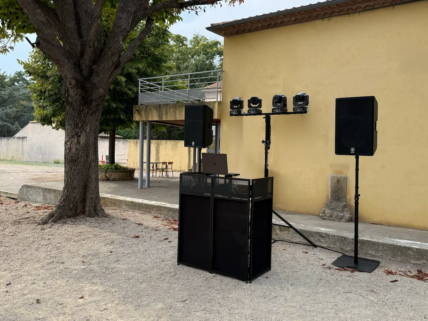 Soirée sardinade barbecue et ambiance dansante pour la fête annuelle d’un club de pétanque près de Montpellier